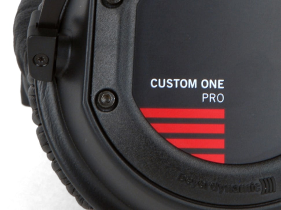 Beyerdynamic custom one pro plus frequency response discount