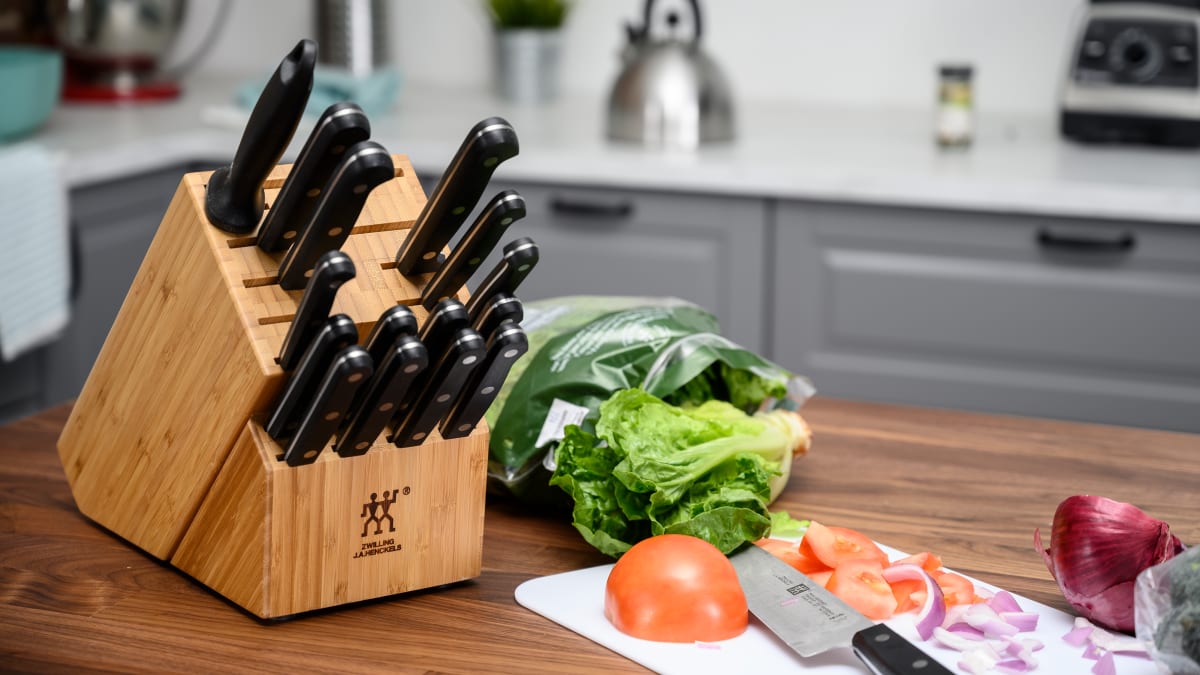 Featured image of post Cuisinart Forged Japanese Steel Knife Block Set 14-Pc Review - What kinds of knives are good at9 a: