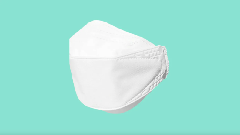 White U&I disposable face mask.