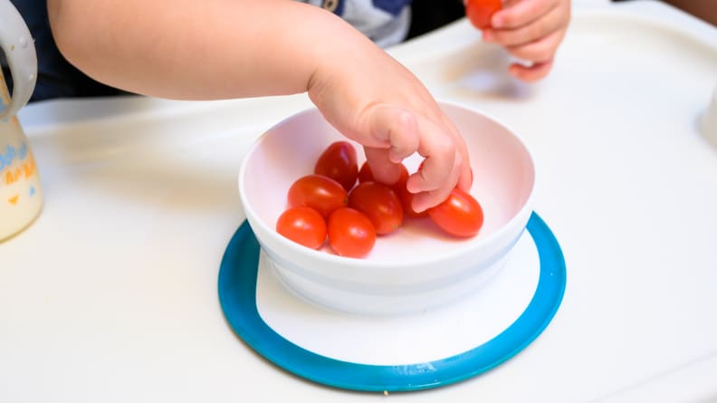 Buying Guide 2022: Toddler Cups, Plates & Utensils