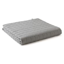 Product image of YnM Exclusive Weighted Blanket