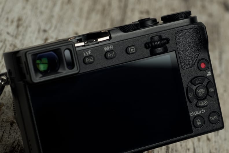 A photo of the Panasonic Lumix GM5's control scheme.