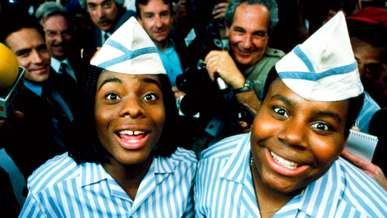 Actors Kenan Thompson and Kel Mitchell pose for the camera in the 1997 film Good Burger.