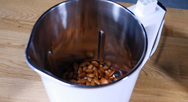 Midea NRG Milk Extractor full of almonds