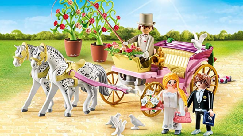 Playmobil bride and groom figures and carriage horse