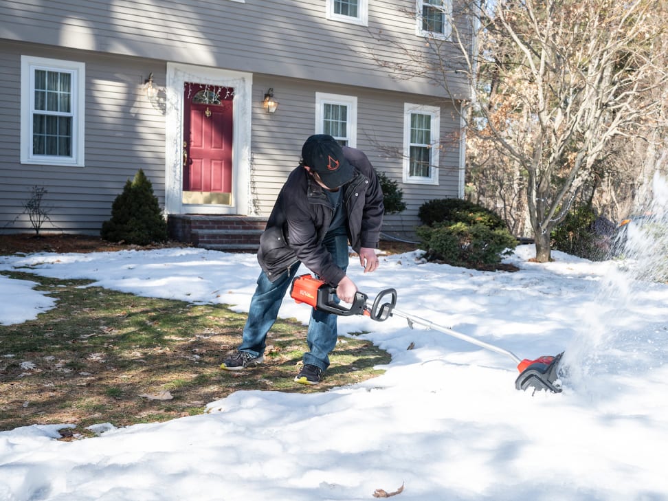6 Best Electric Snow Shovels of 2024 - Reviewed