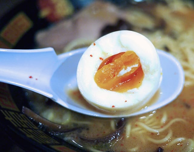 Half-boiled-egg-ramen.jpg