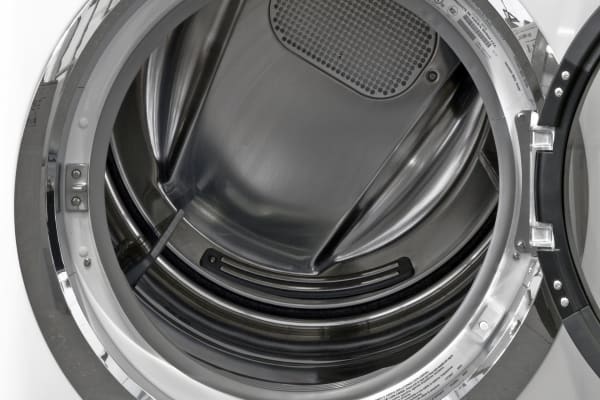 A stainless steel interior comes as no surprise for a high-end machine like the Electrolux EWMGD70JIW.