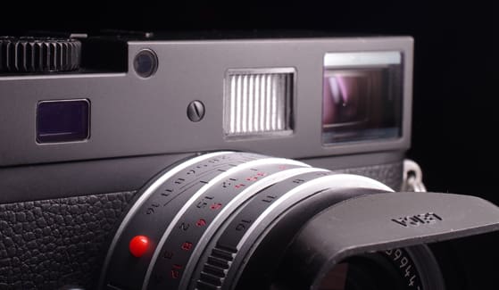 LEICA-MONOCHROM-REVIEW-INSERT2.jpg