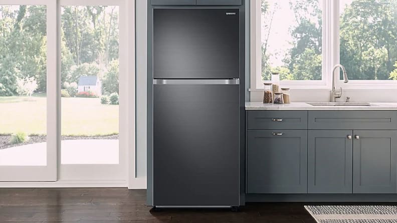 A Samsung RT18M621SSG refrigerator