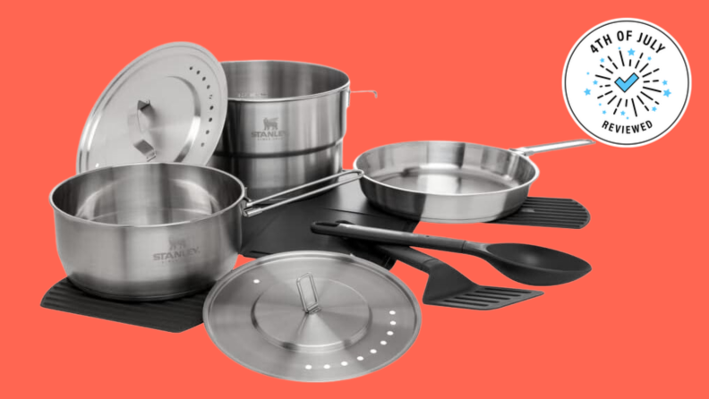 An 11-piece cookset with pans and lids.
