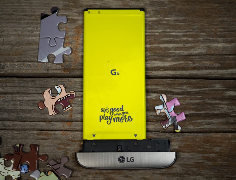 LG G5 removable battery