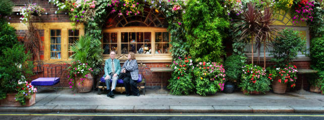 waiting-for-a-table.jpg