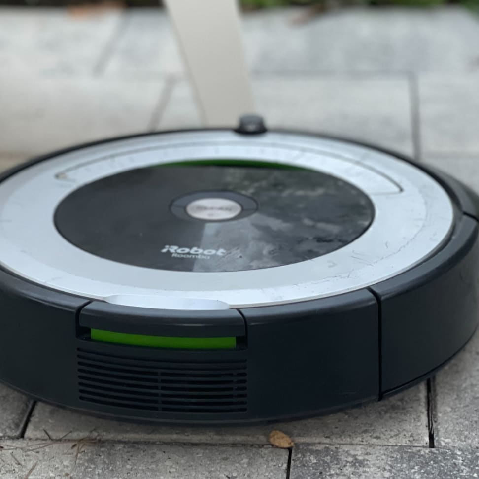 How to clean a patio with a robot vacuum - Reviewed