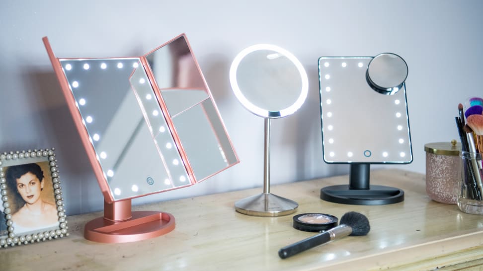 makeup stand with lights and mirror