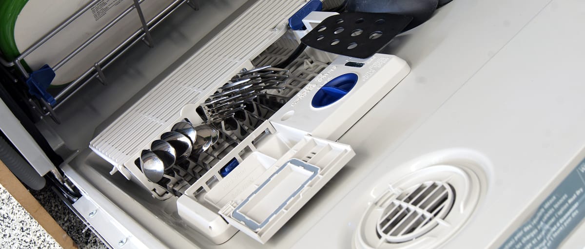 Whirlpool Gold WDT720PADM Dishwasher Review Dishwashers