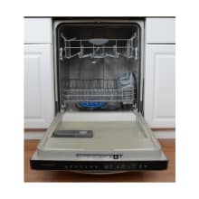 s600x600_Frigidaire-FGHD2465NF-Interior.jpg