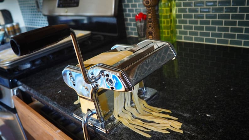 How to use pasta maker: Steps