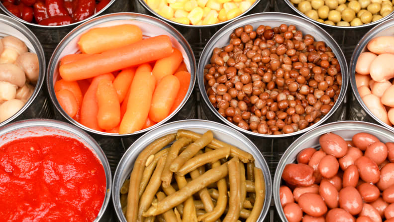 Don't-freeze-canned-goods-in-cans