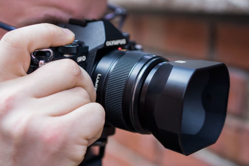 coffee Adult mat Panasonic Lumix G Leica DG Summilux 25mm f/1.4 ASPH Lens Review - Reviewed
