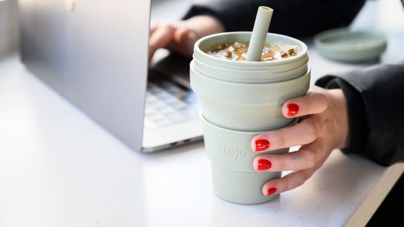 bookofjoe: Collapsible Measuring Cup