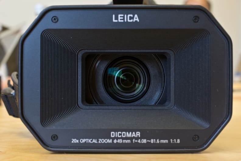 The Leica-approved lens on the X1000 doesn't come off, but it provides enough flexibility that it shouldn't have to.