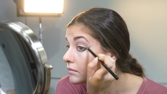 Smokey eyeliner