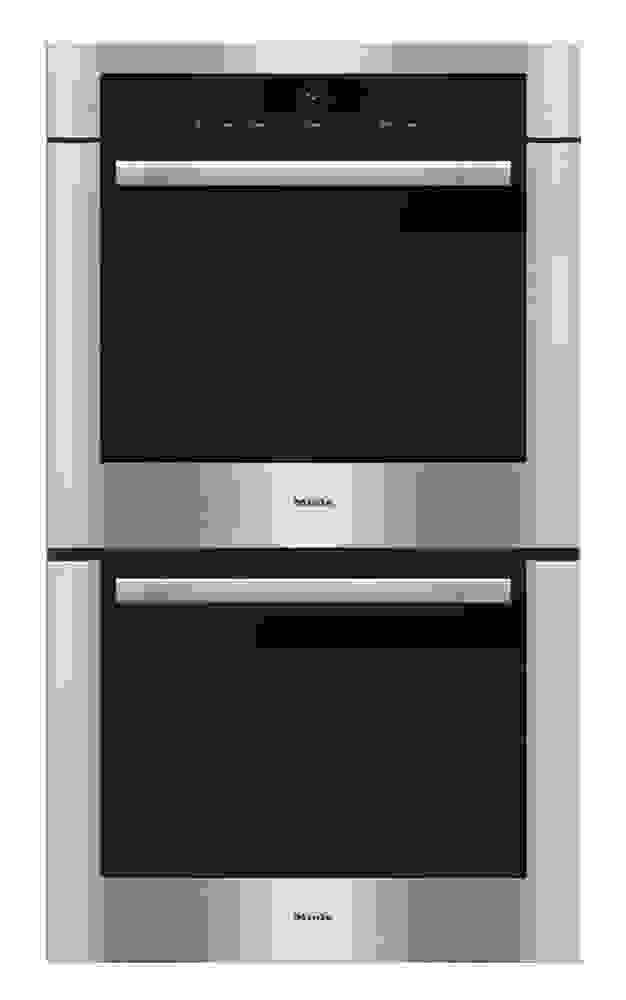 The Miele H6780BP2 double electric oven
