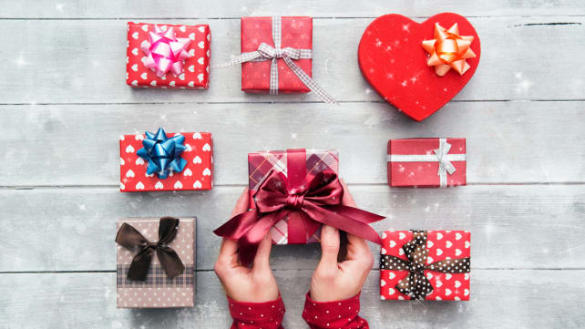 How much money should you spend on a White Elephant gift?