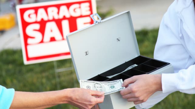 recycle-TV-garage-sale