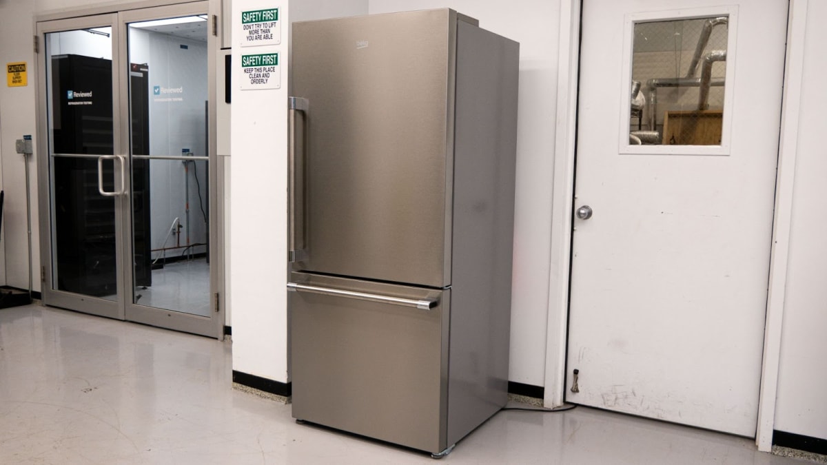 BEKO 30 Bottom Freezer Refrigerator - BFBD30216SSIML