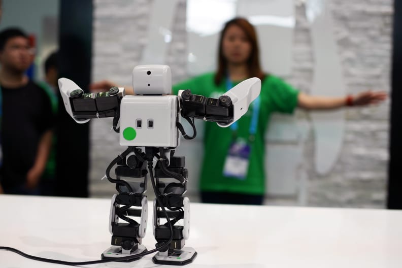 CES Asia 2016 robots