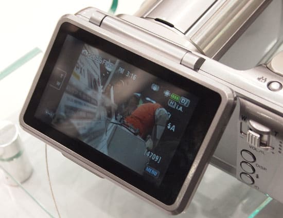 FI LCD Photo