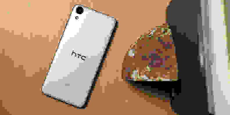HTC's Desire keeps its design simple—a little too simple, unfortunately.