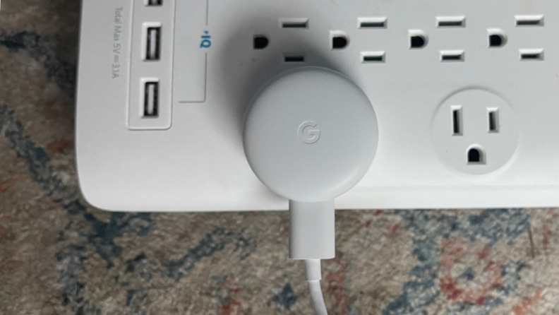 A Google power cord for the Nest Cam (indoor, wired).