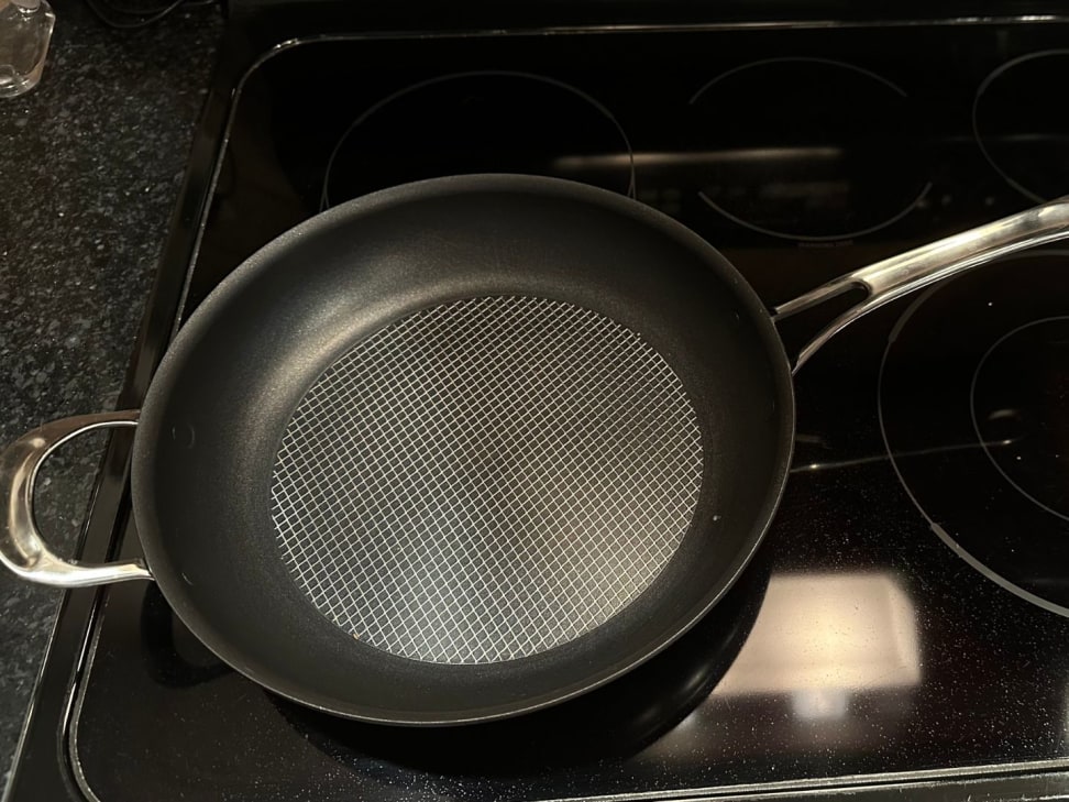 HexClad Skillet Review: Can One Pan Sear Like Stainless Steel and Release  Like Nonstick? - CNET