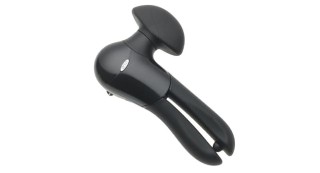 oxo-can-opener.jpg