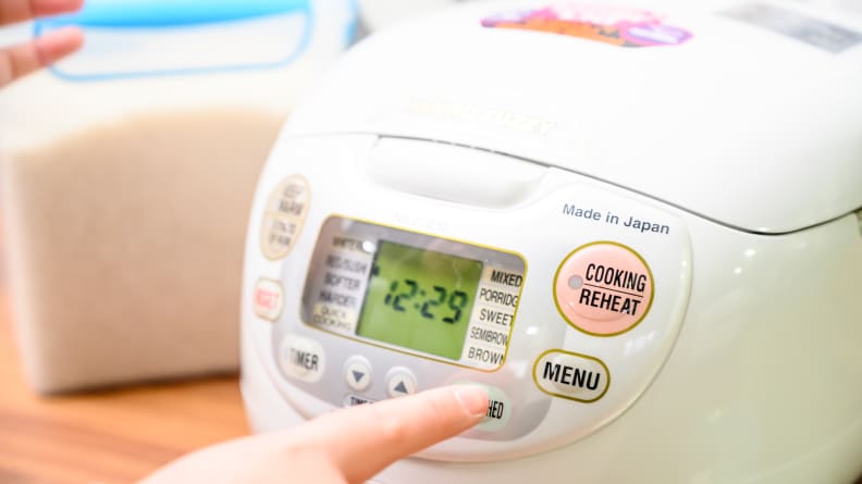 Zojirushi 5.5-Cup Neuro Fuzzy Rice Cooker & Warmer