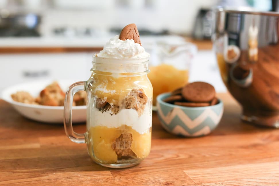 dessert in a jar