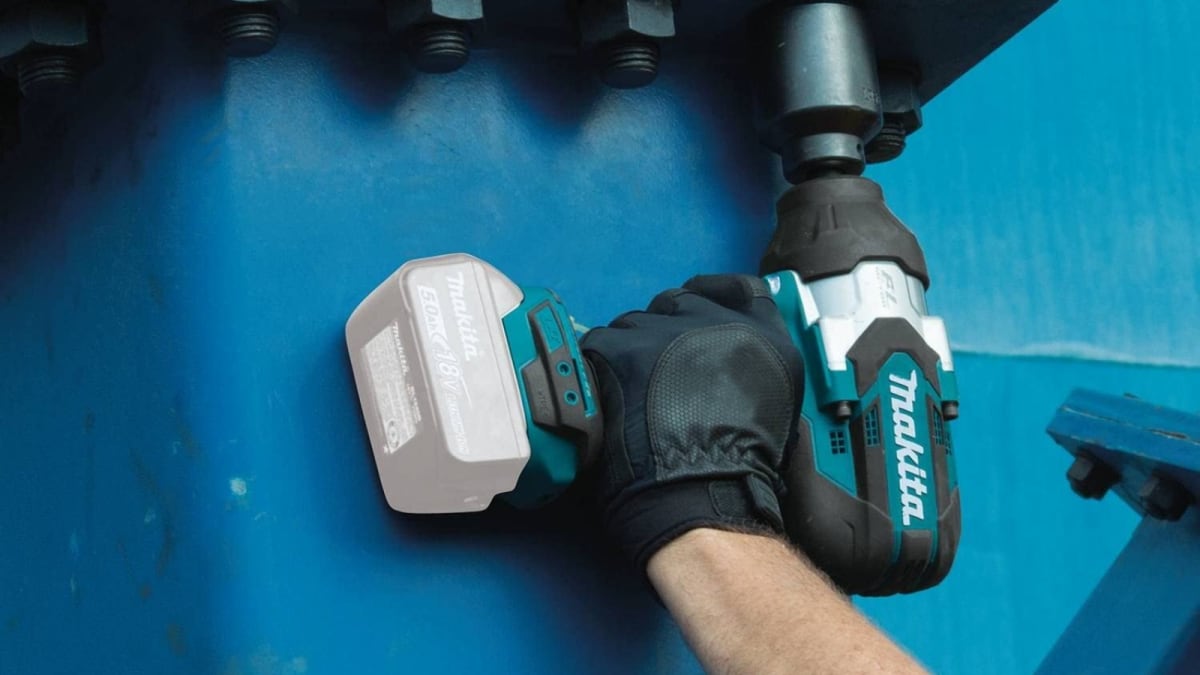 11 Best Impact Wrenches of 2024 - Cordless Impact Wrench Reviews
