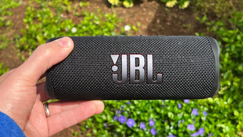 JBL Flip 6 review: The big little speaker